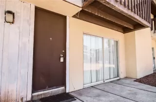 Photo #2: 2411146 Listing