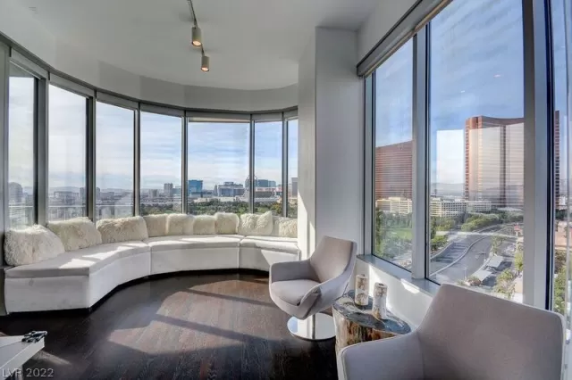 MLS: 2411166 Condo For Sale