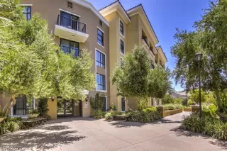 Photo #1: 2411180 Listing 