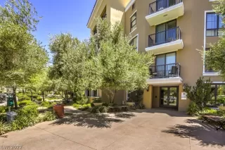 Photo #2: 2411180 Listing 