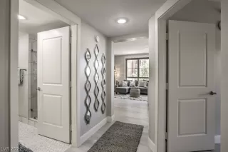 Photo #6: 2411180 Listing 