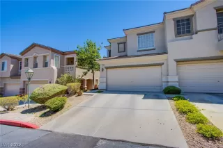 Photo #1: 2411183 Listing 