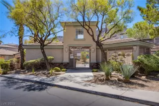 Photo #3: 2411183 Listing 