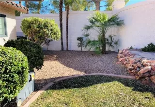 Photo #6: 2411208 Listing 