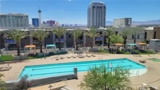 Photo #2: 2411213 Listing