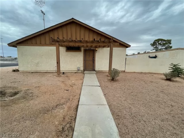 MLS: 2411240 Condo For Sale