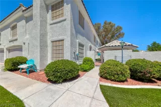 Photo #1: 2411262 Listing 