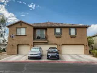 Photo #1: 2411290 Listing