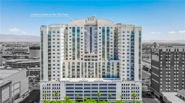 MLS: 2411404 Condo For Sale