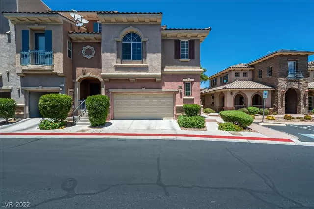 MLS: 2411487 Condo For Sale