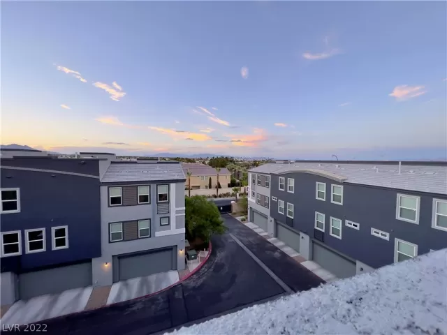 MLS: 2411558 Condo For Sale