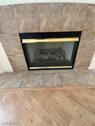 Photo #6: 2411585 Listing 