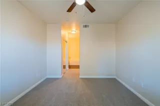 Photo #5: 2411644 Listing