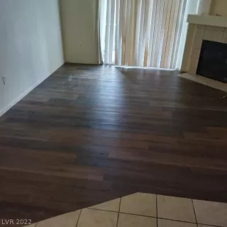 Photo #5: 2411673 Listing 