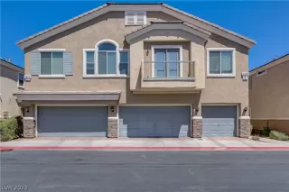 Photo #1: 2411744 Listing