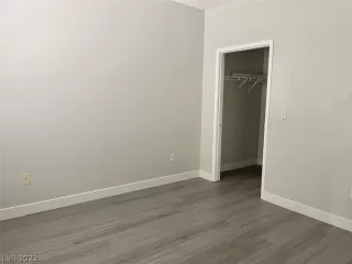 Photo #6: 2411822 Listing 