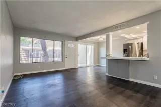 Photo #2: 2411982 Listing 