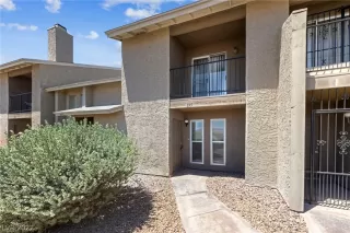 Photo #6: 2411985 Listing