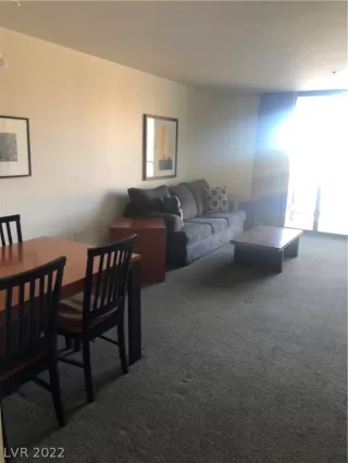 Photo #2: 2412028 Listing 