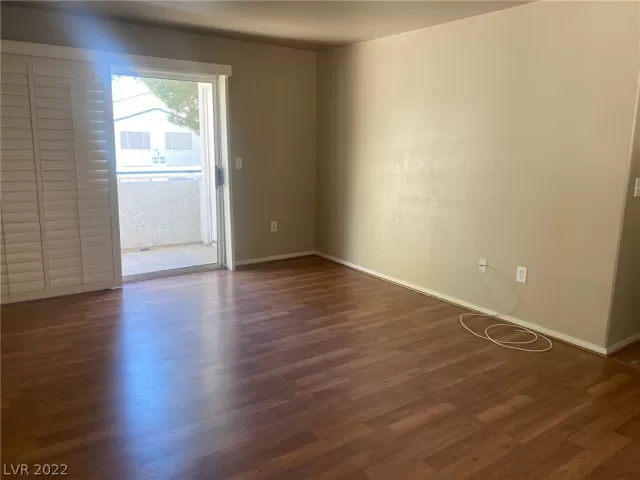 MLS: 2412086 Condo For Sale