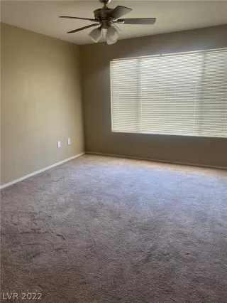 Photo #6: 2412086 Listing 