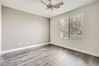 Photo #4: 2412215 Listing 