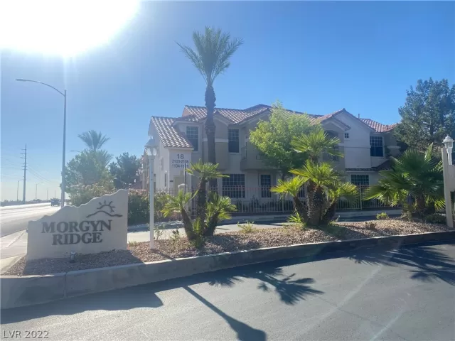 MLS: 2412256 Condo For Sale