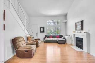 Photo #1: 2412277 Listing