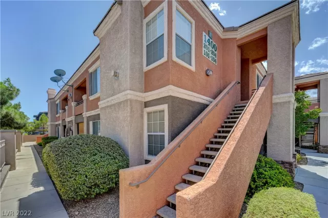 MLS: 2412391 Condo For Sale