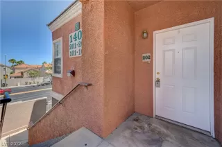 Photo #1: 2412391 Listing