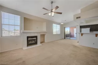 Photo #2: 2412391 Listing