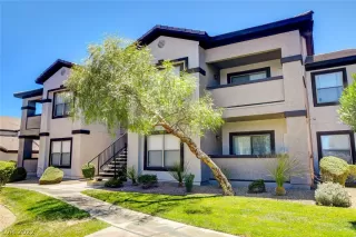 Photo #1: 2412430 Listing