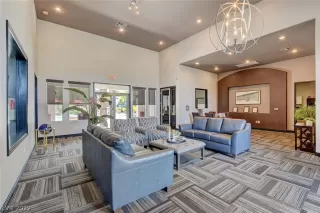 Photo #4: 2412430 Listing