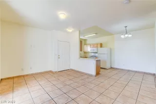 Photo #2: 2412519 Listing