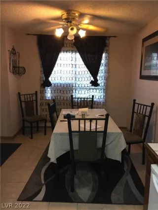 Photo #6: 2412560 Listing