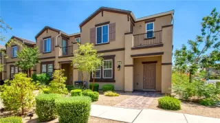 Photo #1: 2412589 Listing 