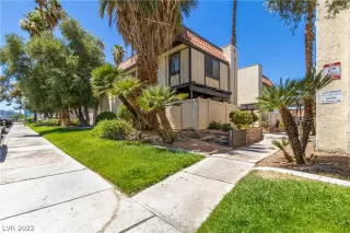 Photo #1: 2412659 Listing