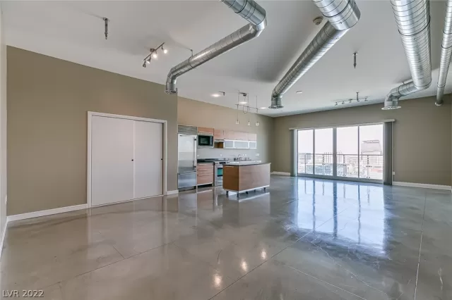 MLS: 2412664 Condo For Sale