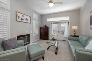 Photo #2: 2412669 Listing