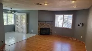 Photo #3: 2412671 Listing 