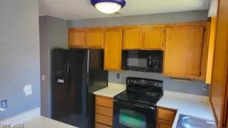 Photo #6: 2412671 Listing 