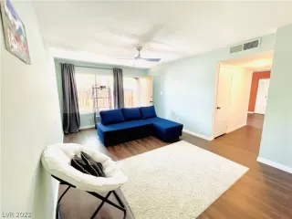 Photo #1: 2412687 Listing