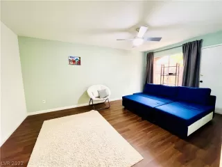 Photo #2: 2412687 Listing