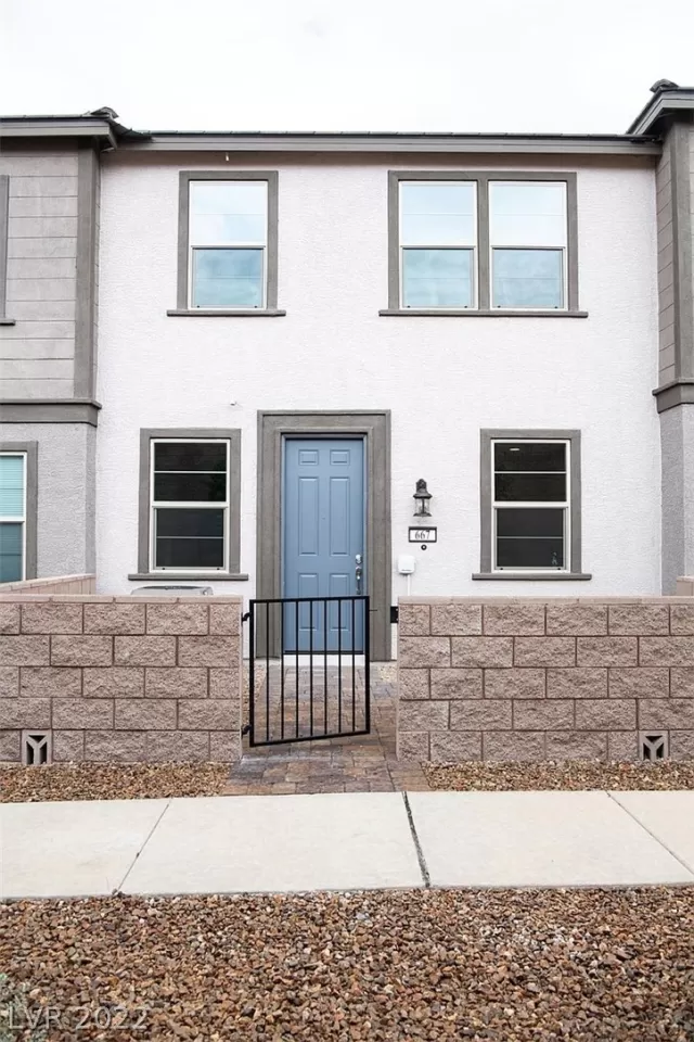 MLS: 2412765 Condo For Sale