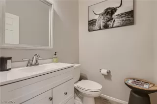 Photo #6: 2412779 Listing 