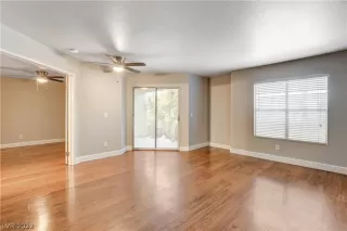 Photo #3: 2412904 Listing