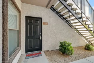 Photo #2: 2412959 Listing