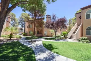 Photo #3: 2413030 Listing 