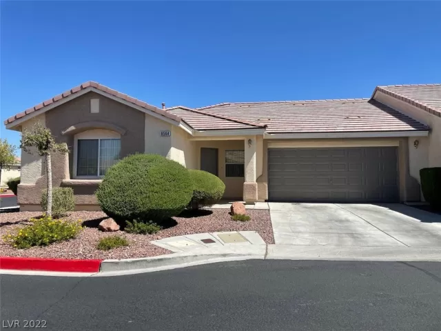 MLS: 2413071 Condo For Sale