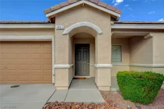 Photo #2: 2413073 Listing
